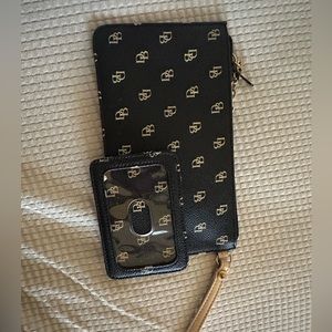 Dooney and Bourke wristlet and card holder